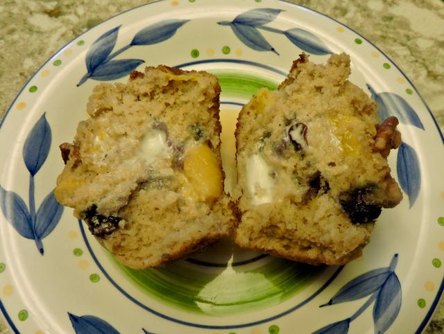 kitchen blueberry peach muffin late jul19 - 1