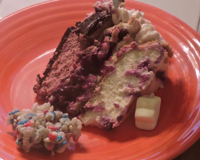 kitchen 4th of July piecaken slice jul 4 2021 - 1