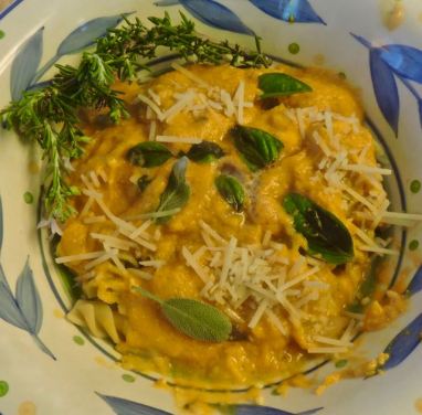 kitchen pumpkin pasta with rosemary, sage, basil oct 20 2021 - 1