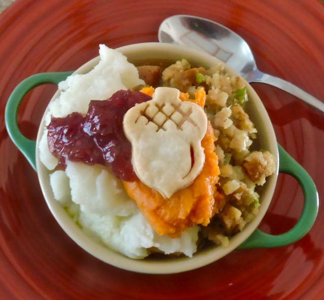 kitchen thanksgiving turkey trimmings pie nov 25 2021 - 1