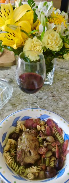 kitchen coq au vin et pinot noir et fleurs Feb 5 2022 - 1